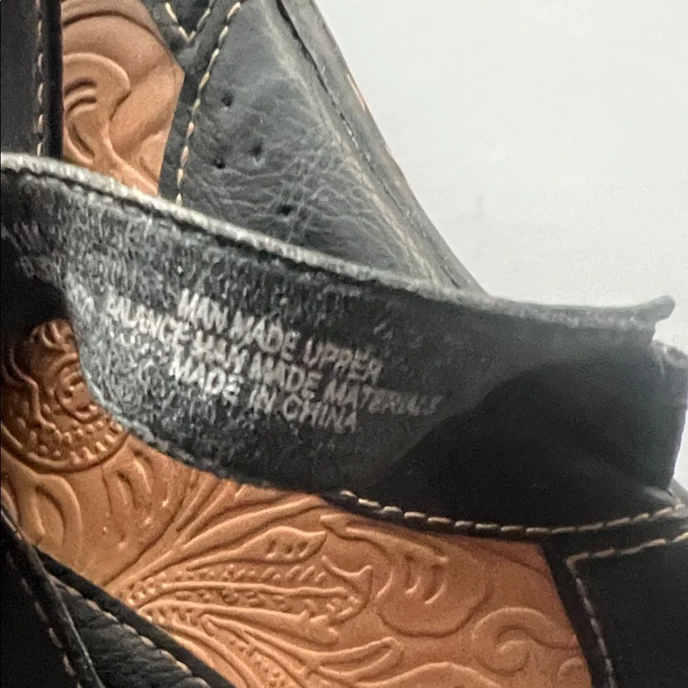 b.o.c. Black and Brown Women's Sandals - Picture 7 of 8